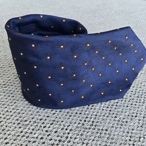 BROOKS Brothers Elegant Navy Blue Tie with Brown Accents pure silk